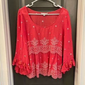 American Eagle embroidered top